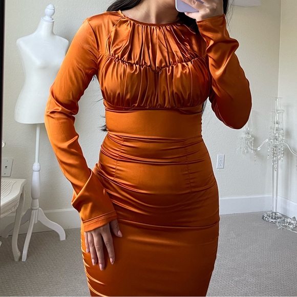 Rust Satin Ruched Dress - Picture 4 of 7
